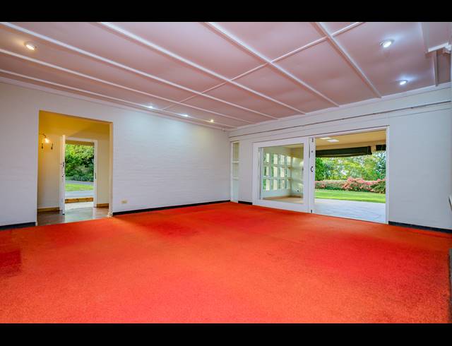4 BEDROOM FREEHOLD RENTED IN COWIES HILL